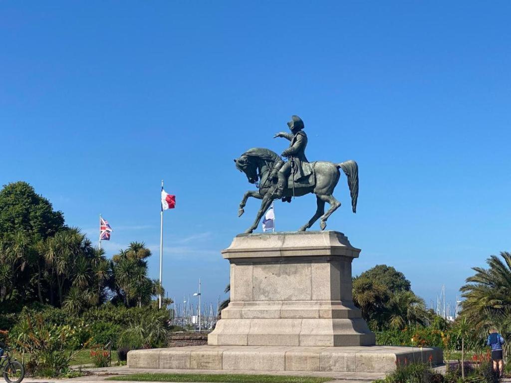 Coeur Du Centre-Ville Cherbourg-en-Cotentin Extérieur photo